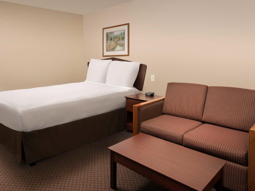 Woodspring Suites Kansas City Mission Merriam Exterior photo